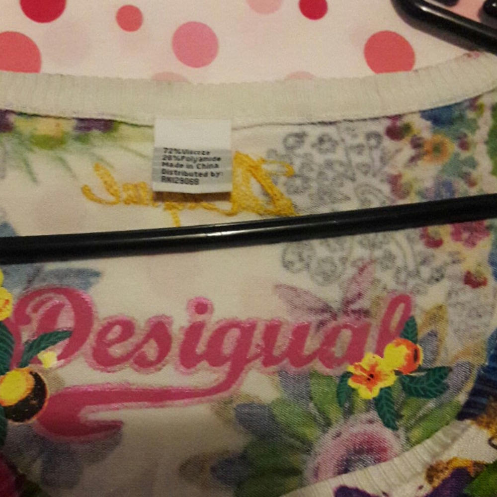 Blouse - Picture 3 of 3